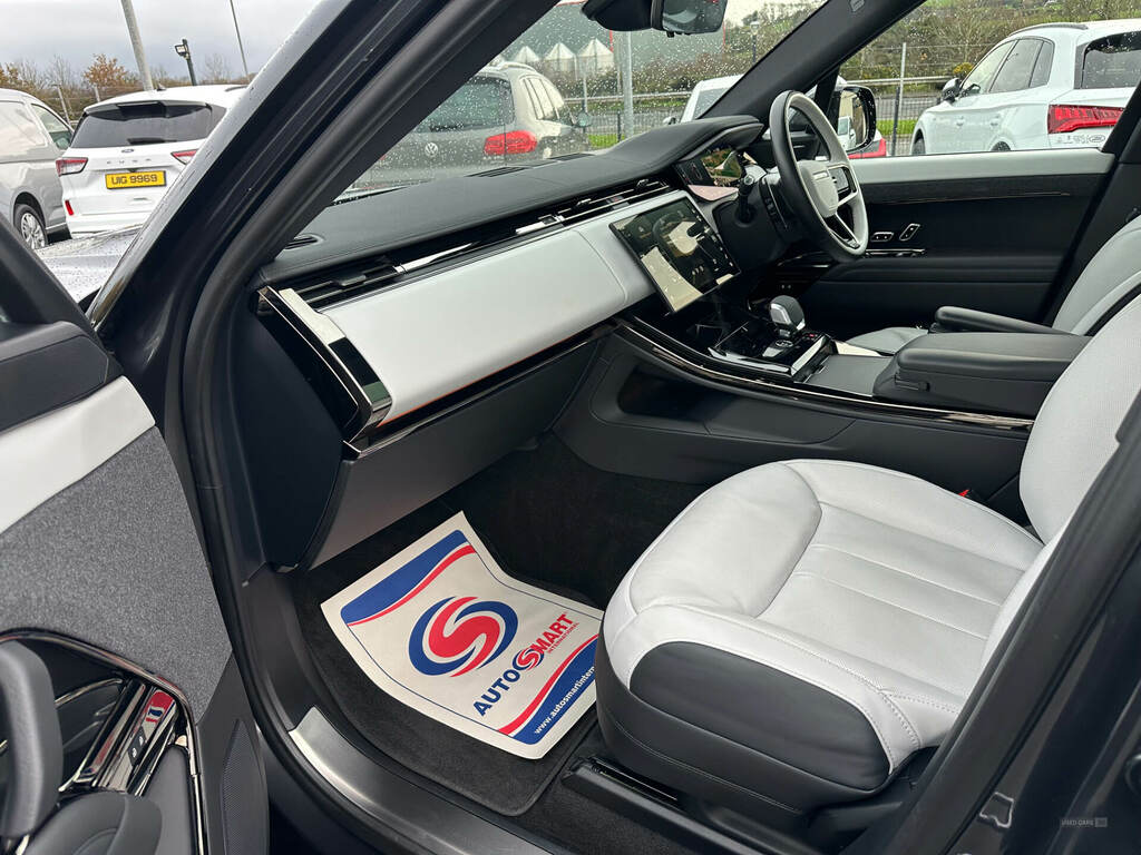 Land Rover Range Rover Sport 3.0 D300 Dynamic Se HF24UDL Grey #6