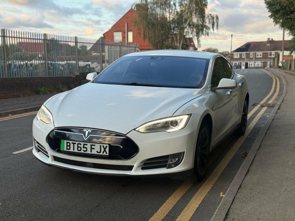 Tesla Model S Hatchback 85 201565 White #3