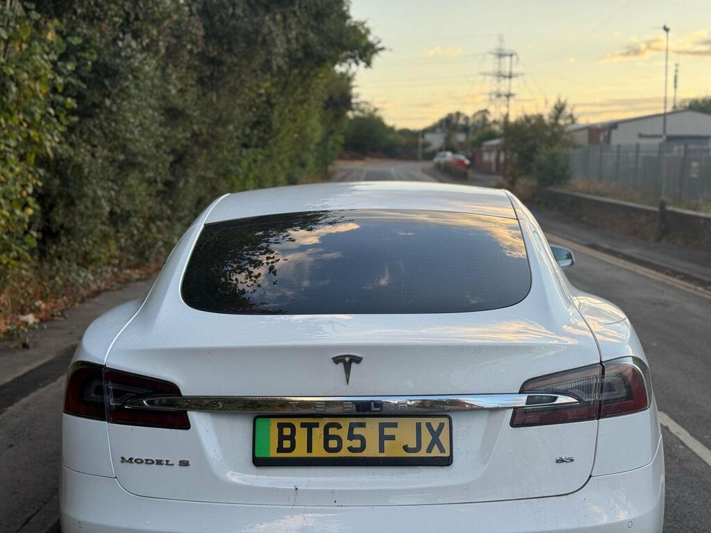 Tesla Model S Hatchback 85 201565 White #4