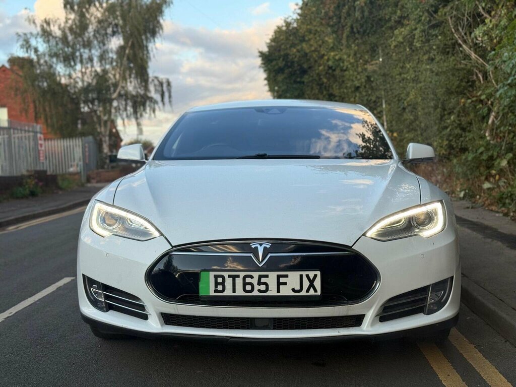 Tesla Model S Hatchback 85 201565 White #2