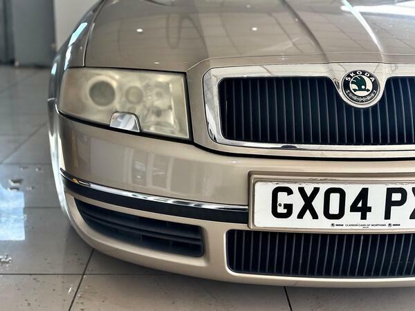 Skoda Superb 2.5 Tdi V6 Elegance #8