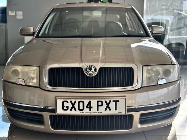 Skoda Superb 2.5 Tdi V6 Elegance #5