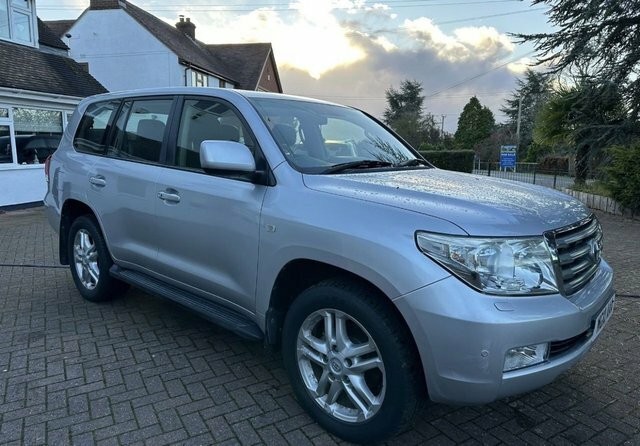 Toyota Land Cruiser V8 V8 D-4d 286 Grey #1