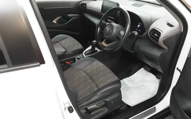 Toyota Yaris Cross 1.5 92Ps Cross Excel Hev 4X4 6 Speed - White #6