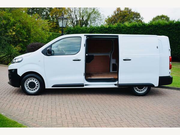 Citroen Dispatch Panel Van 2.0 Bluehdi 1400 Enterprise Pro XL Eat8 White #3