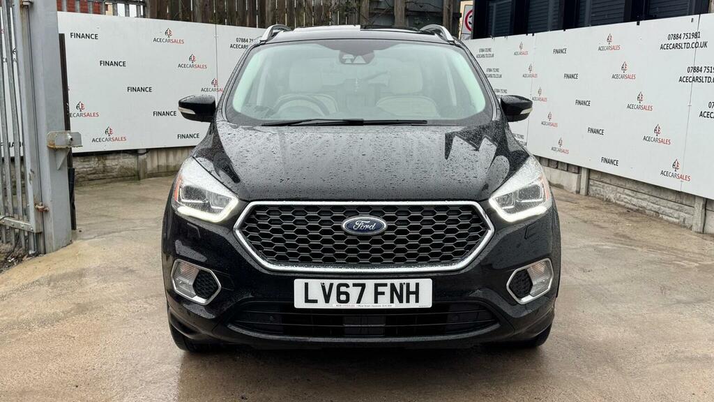 Ford Kuga Suv 2.0 Tdci Vignale Powershift Awd Euro 6 Ss 5 LV67FNH Black #3