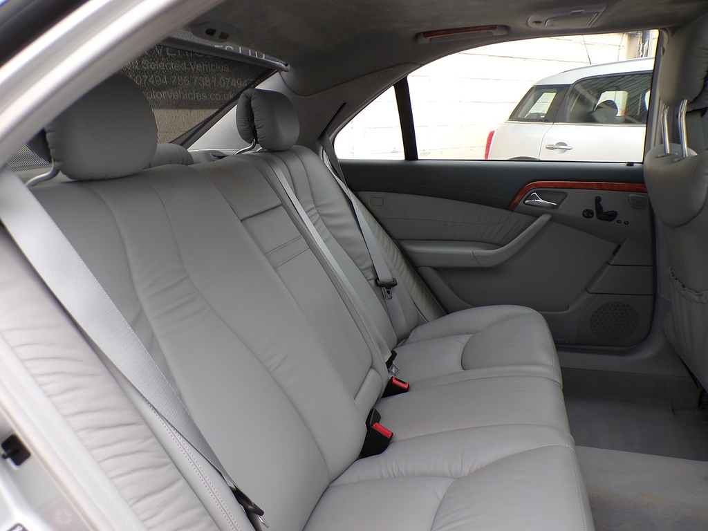 Mercedes-Benz S Class S320 4dr Auto Silver #20