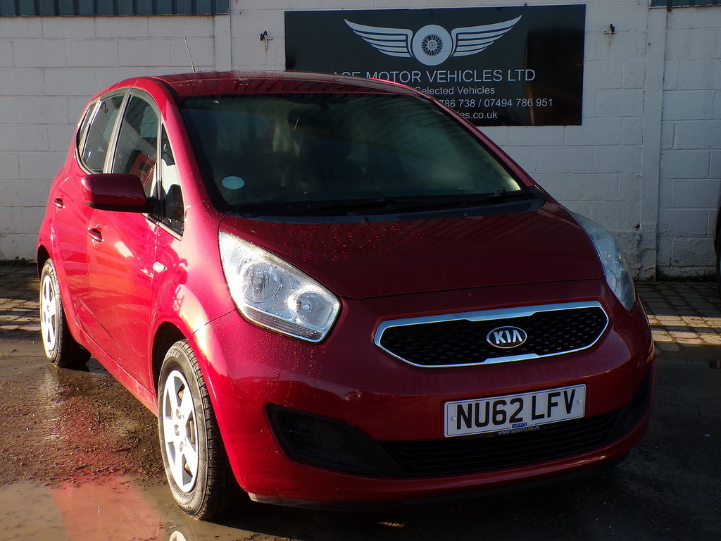 Kia Venga Ecodynamics 1 Air Red