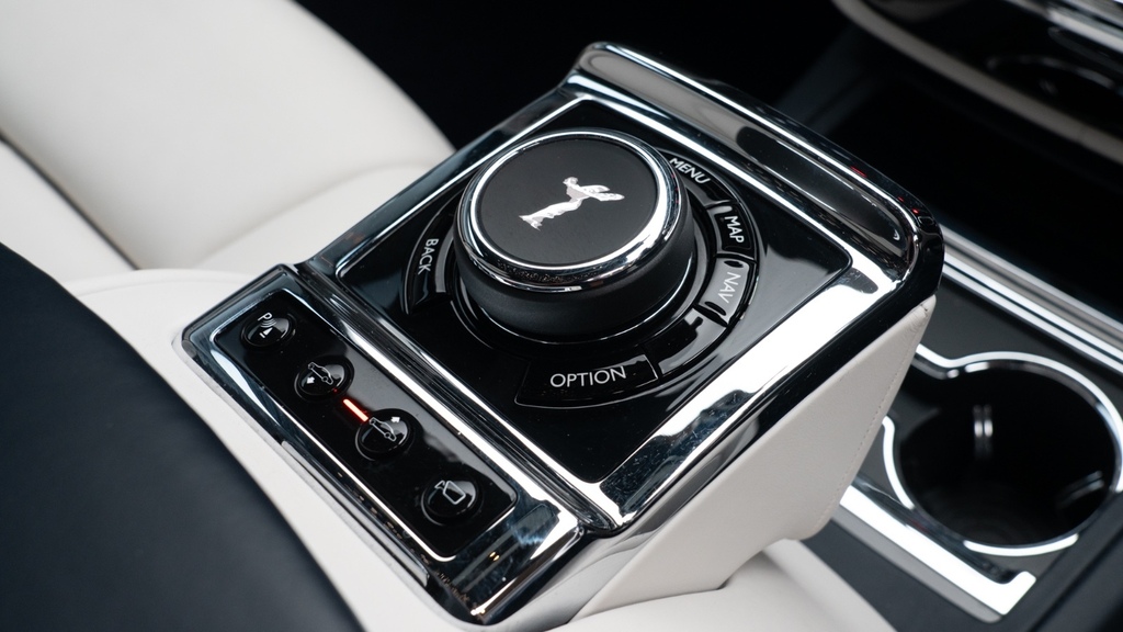 Rolls-Royce Phantom 6.7 V12 Red #27