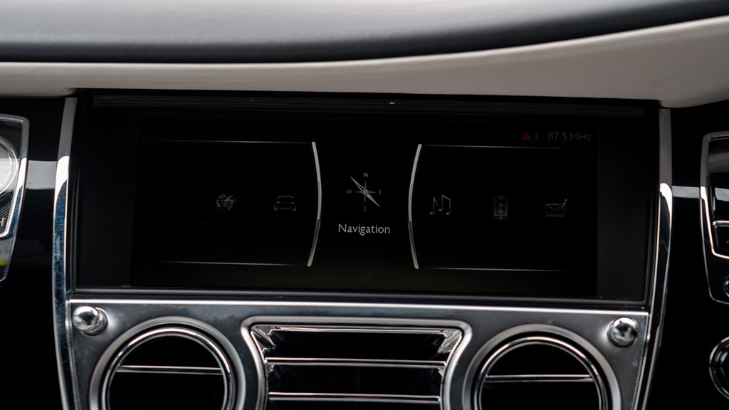 Rolls-Royce Wraith 6.6 V12 Coupe Euro 6 591 Bhp SO19NHP Black #12
