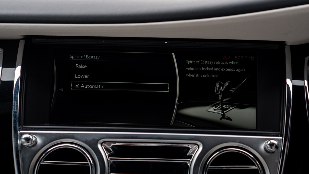 Rolls-Royce Wraith 6.6 V12 Coupe Euro 6 591 Bhp SO19NHP Black #13