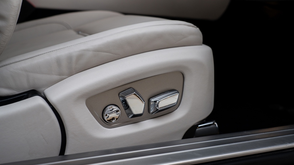 Rolls-Royce Wraith 6.6 V12 Coupe Euro 6 591 Bhp SO19NHP Black #17