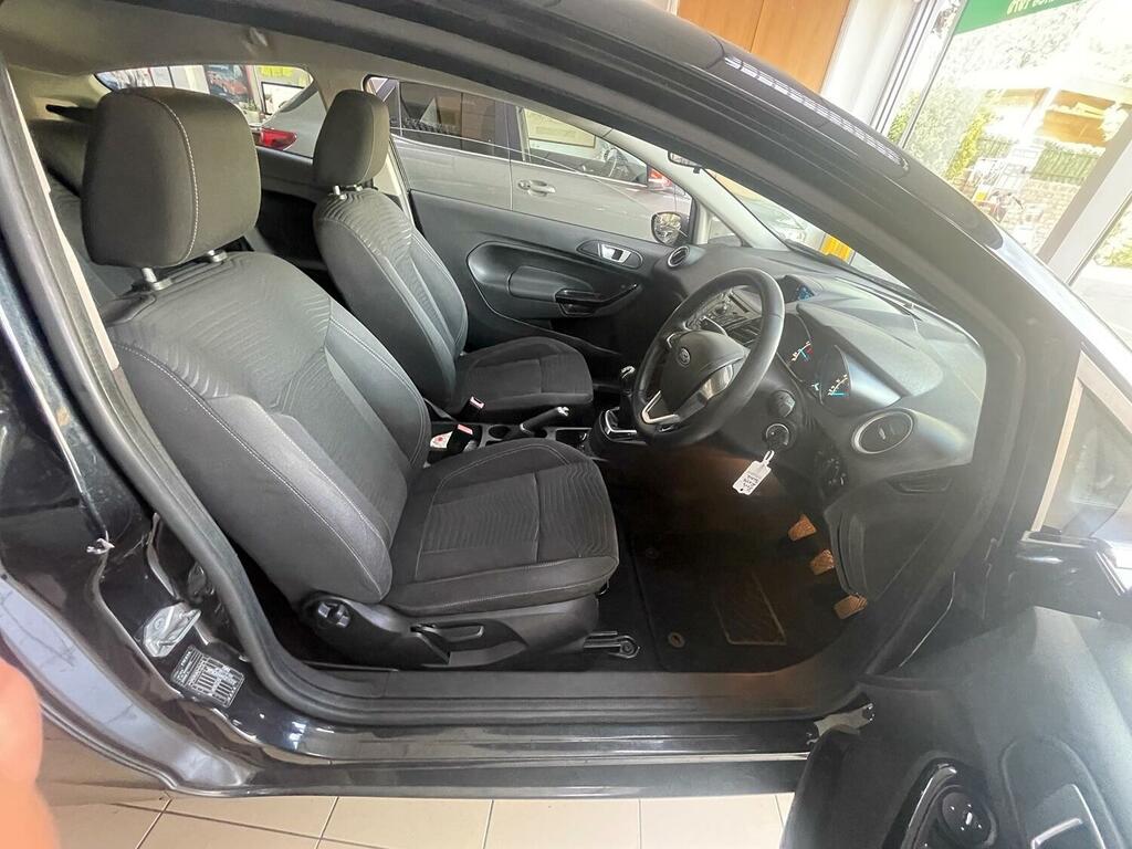 Ford Fiesta 1.3 Zetec 2014 KV14VEB Black #4