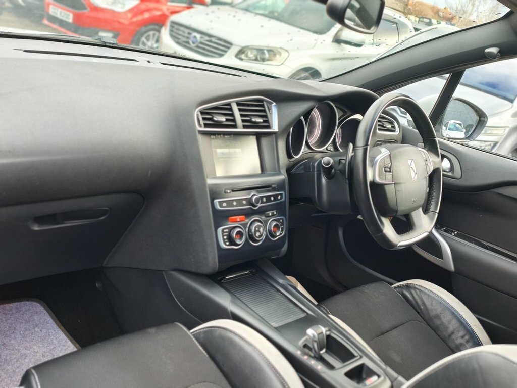 Citroen DS4 1.6L Dstyle Nav White #4
