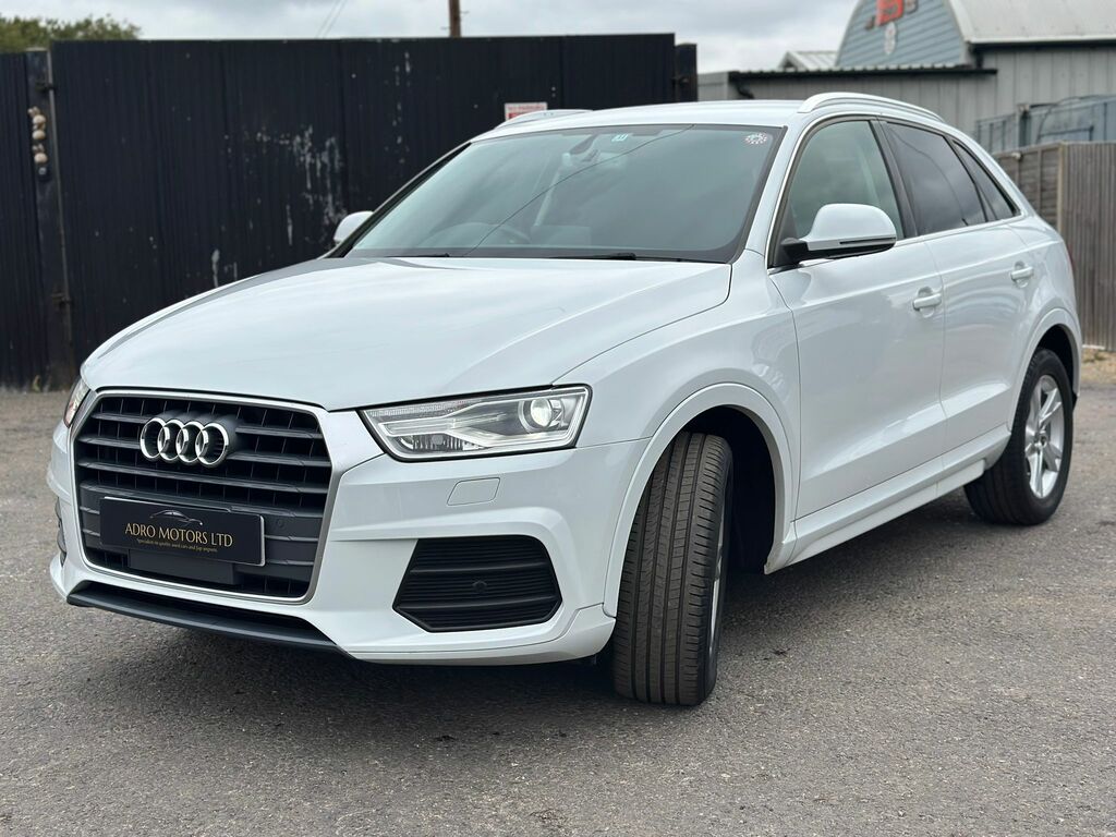 Audi Q3 Suv White #4