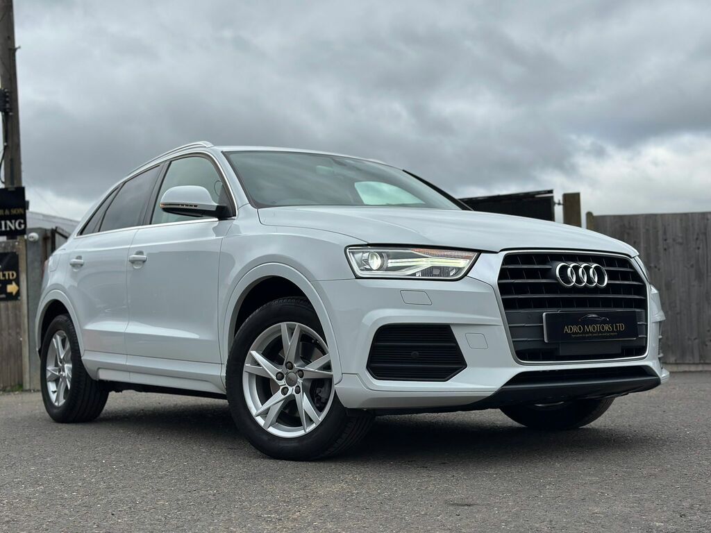 Audi Q3 Suv White #2