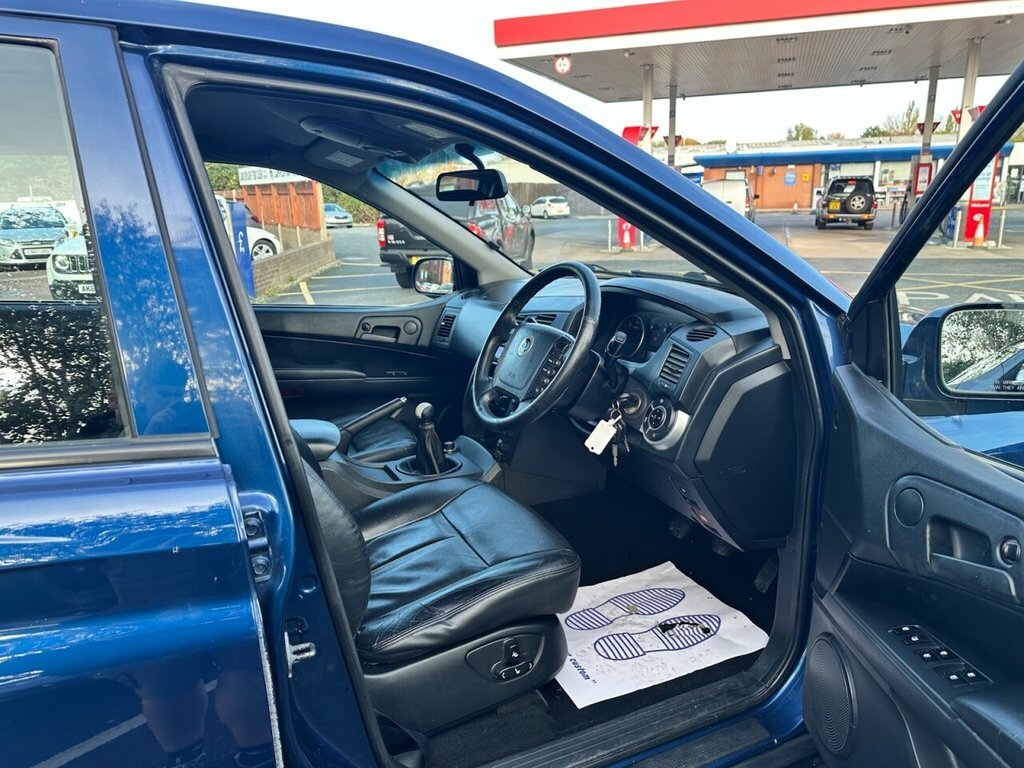 SsangYong Korando Sports Ex Black #13