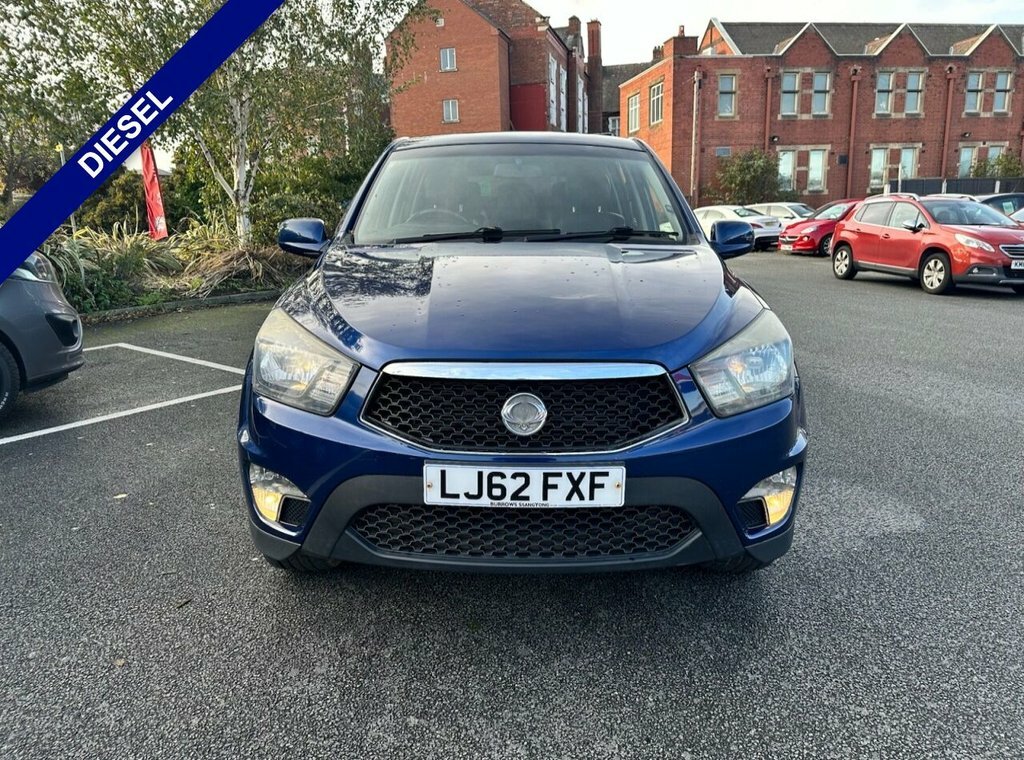 SsangYong Korando Sports Ex Black #2