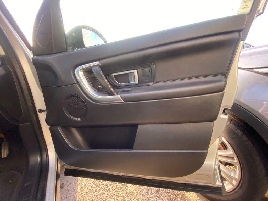 Land Rover Discovery Sport 2.0 Td4 Hse 4Wd Euro 6 Ss OY68FRJ Silver #6