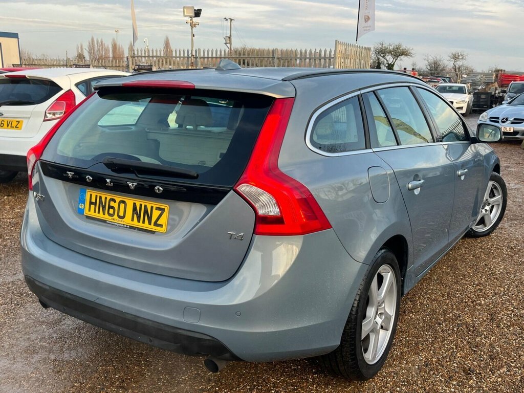 Volvo V60 D5 Se Lux Silver #41