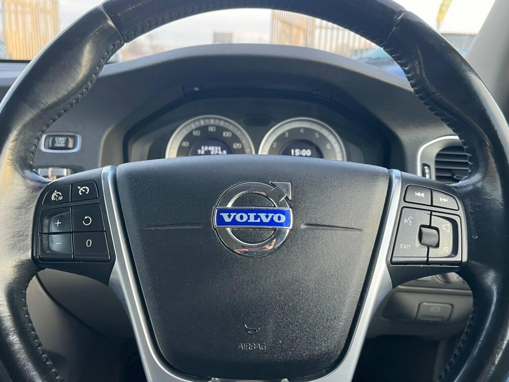 Volvo V60 D5 Se Lux Silver #35