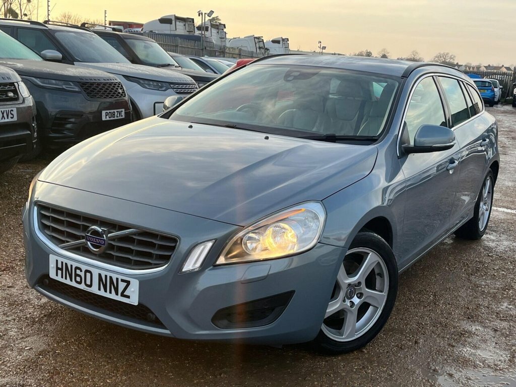 Volvo V60 D5 Se Lux Silver #3