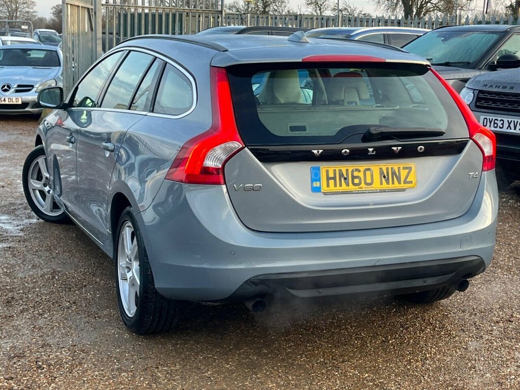 Volvo V60 D5 Se Lux Silver #13