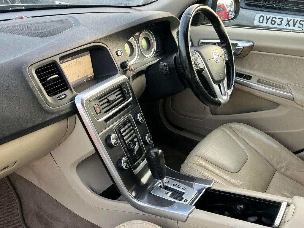 Volvo V60 D5 Se Lux Silver #23