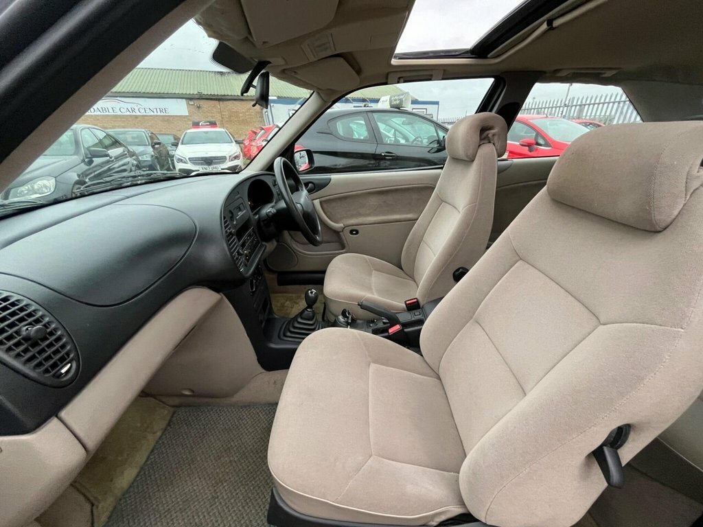 Saab 900 2.0 I S 1996 Silver #9