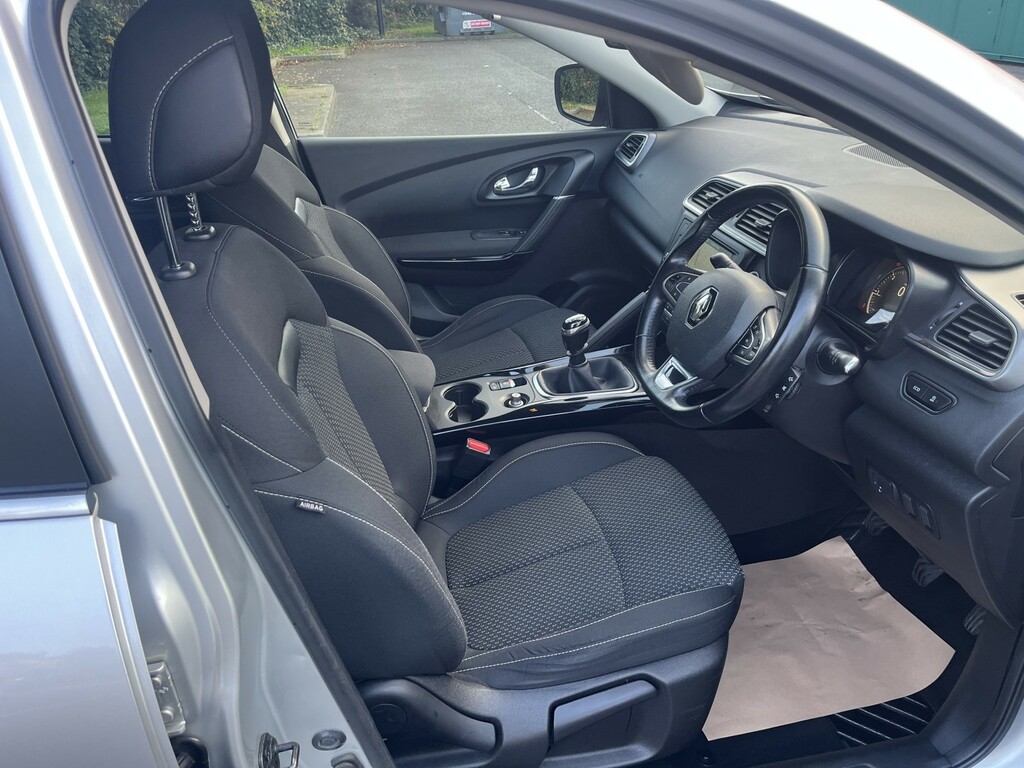 Renault Kadjar Suv 1.5 Dynamique Nav Dci 110 2017 HV17ZYD Silver #6