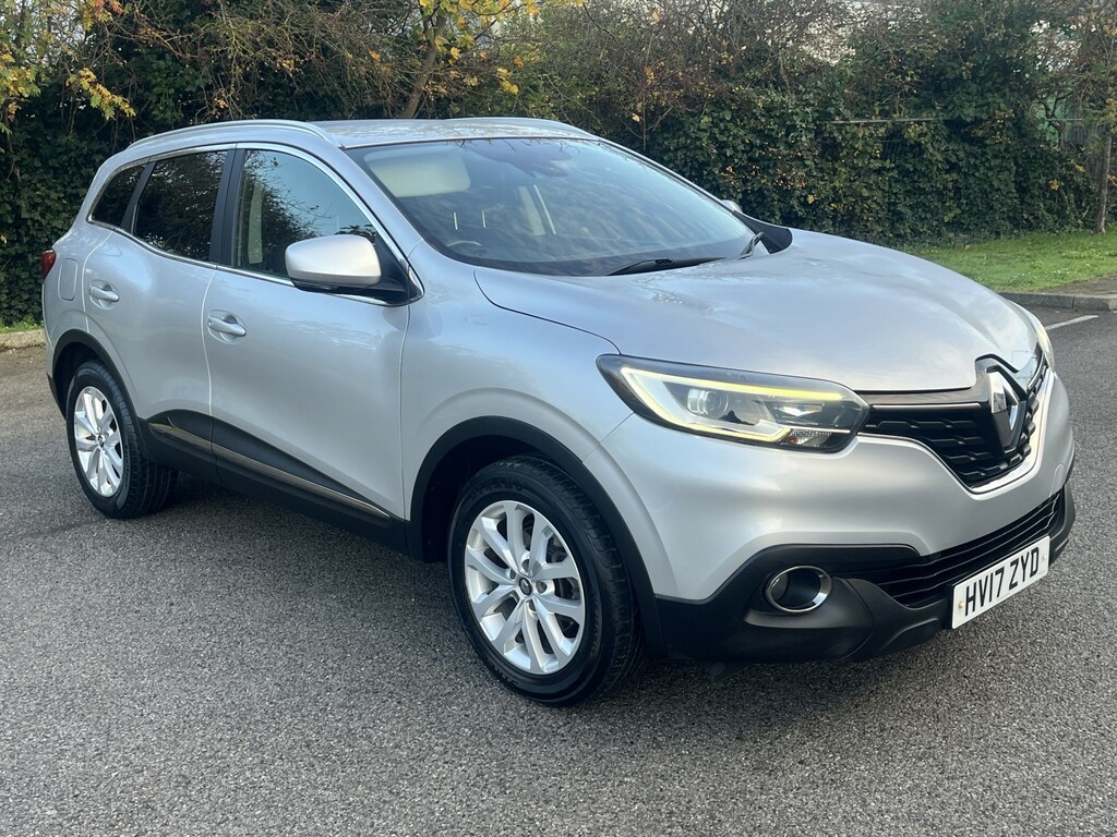 Renault Kadjar Suv 1.5 Dynamique Nav Dci 110 2017 HV17ZYD Silver #2