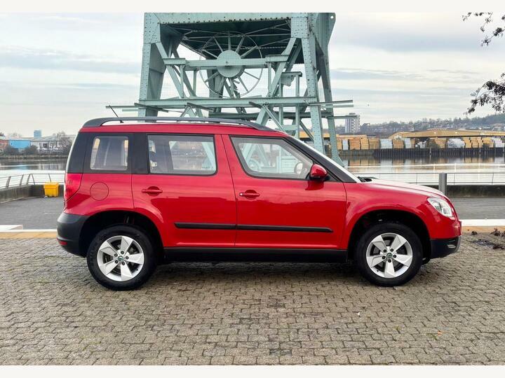 Skoda Yeti 1.2 Tsi S Dsg Euro 5 Red #3