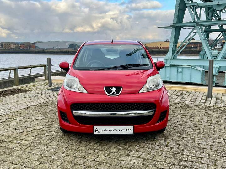 Peugeot 107 1.0 12V Urban 2 Tronic Euro 4 Red #2