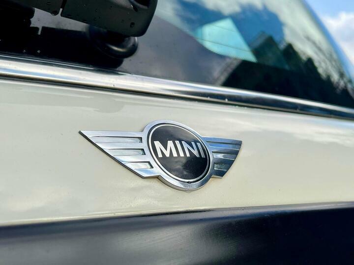 Mini Hatch 1.6 One Steptronic Euro 5 White #5