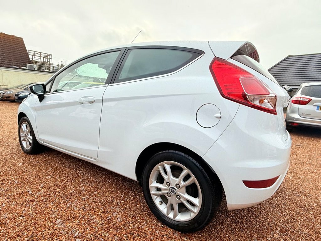 Ford Fiesta 1L Zetec YR66TVJ White #5