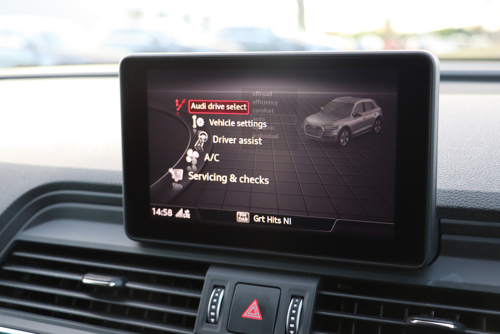 Mercedes-Benz EQA Eqa 250 66.5Kwh Amg Line Black #21