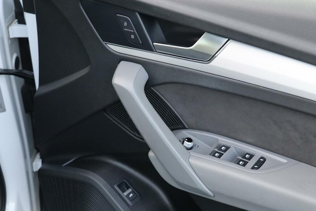 Mercedes-Benz EQA Eqa 250 66.5Kwh Amg Line Black #15