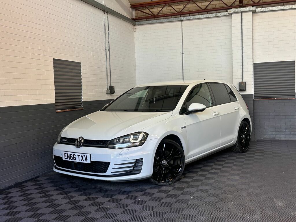 Volkswagen Golf 2.0 Tdi Bluemotion Tech Gtd Hatchback D EN66TXV White #3
