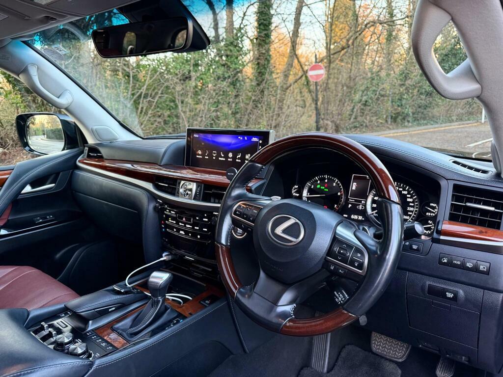 Lexus LX Petrol Black #4