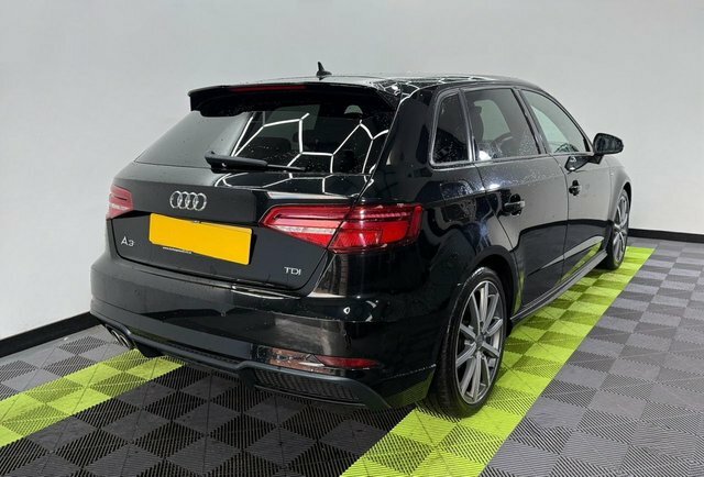 Audi A3 2.0 Tdi Black Edition DA67RVO Black #2