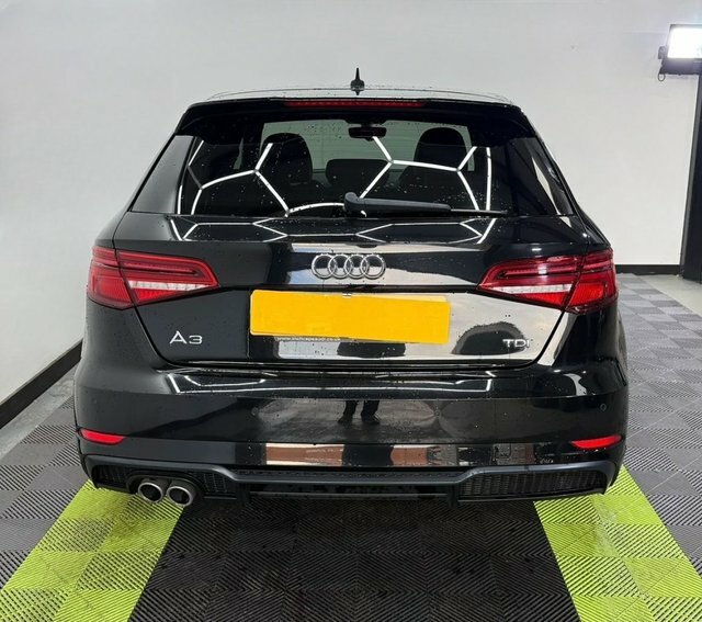 Audi A3 2.0 Tdi Black Edition DA67RVO Black #4