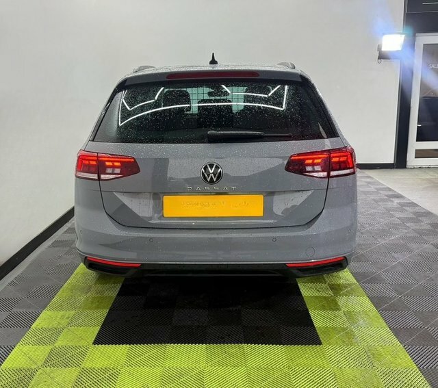 Volkswagen Passat 2.0 Tdi Evo Se Grey #3