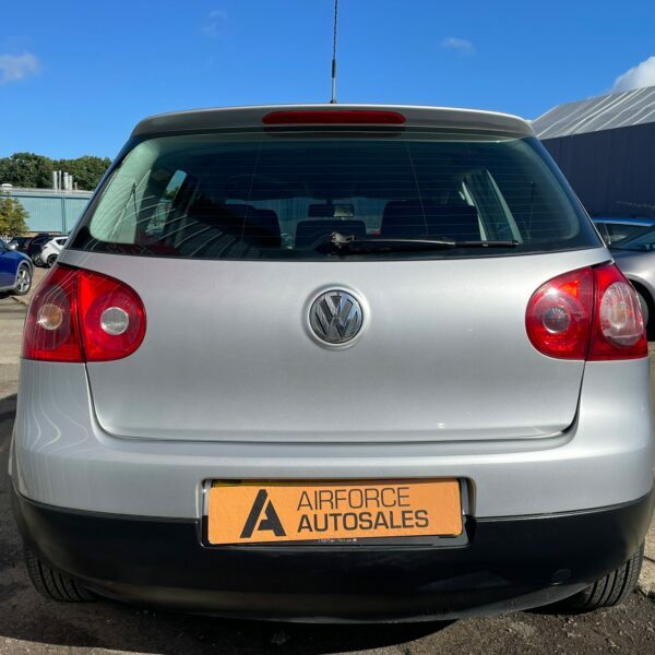 Volkswagen Golf #6