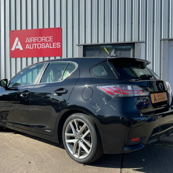 Lexus CT Automatic #2