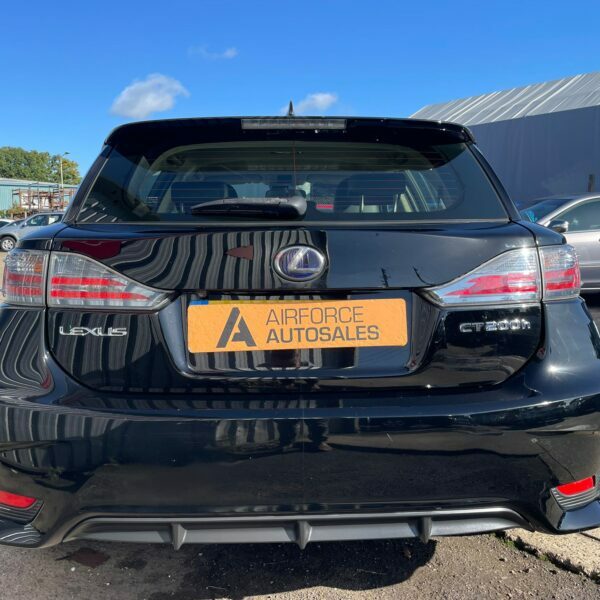 Lexus CT Automatic #5