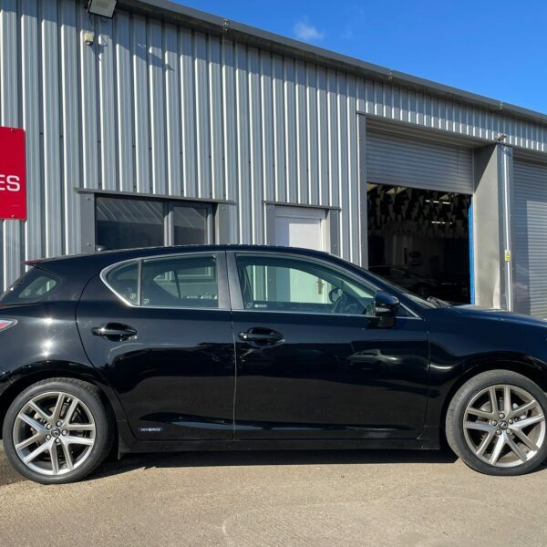 Lexus CT Automatic #4