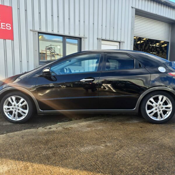 Honda Civic Automatic #2