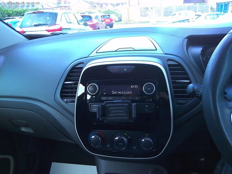 Renault Captur Play Tce SB19AAV Black #6