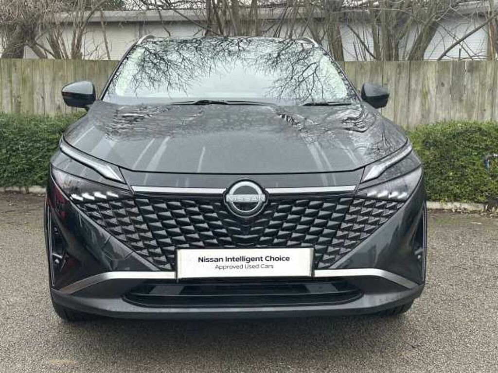 Nissan Qashqai 1.3 Dig-t Mh 158 N-connecta Xtronic Black #2
