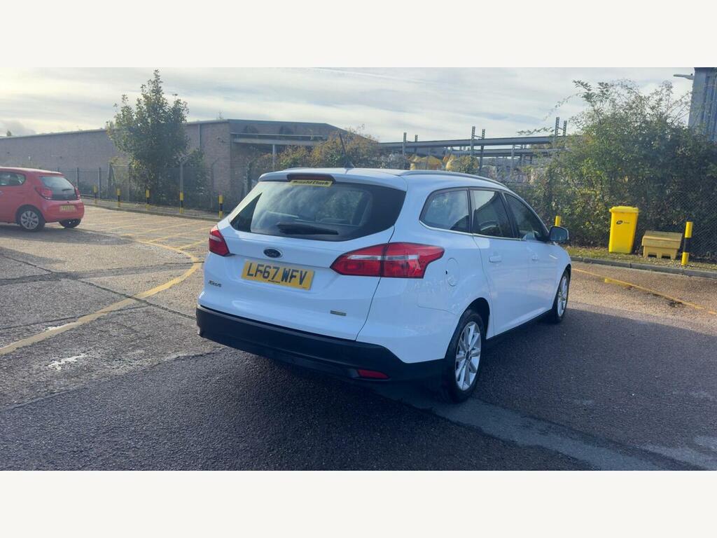 Ford Focus Petrol LF67WFV #6